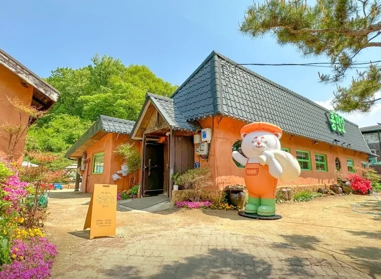 [생방송 투데이 3799회] 환승 직업 두 번째 인생 “쌀 크림빵으로 연 인생 2막 편” 맛집 소개” ‘쌀 베이커리카페 흥만소’